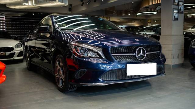 https://images10.gaadi.com/usedcar_image/4630692/original/processed_d4ab851753c7ffca4e2b32bf41b05e84.jpg?imwidth=6400