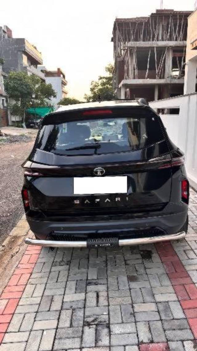 https://images10.gaadi.com/usedcar_image/4630696/original/processed_ab5a784d-c99e-462f-ae09-2da50eca9cb4.jpeg?imwidth=6401