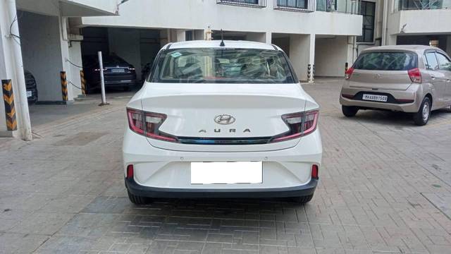 https://images10.gaadi.com/usedcar_image/4630697/original/processed_9f354eb267857ba9f12efb30fe4de15a.jpg?imwidth=6401