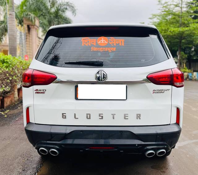 https://images10.gaadi.com/usedcar_image/4630702/original/processed_e961f230-11f1-4d6b-a746-26c0aa9f3c7c.jpg?imwidth=6402