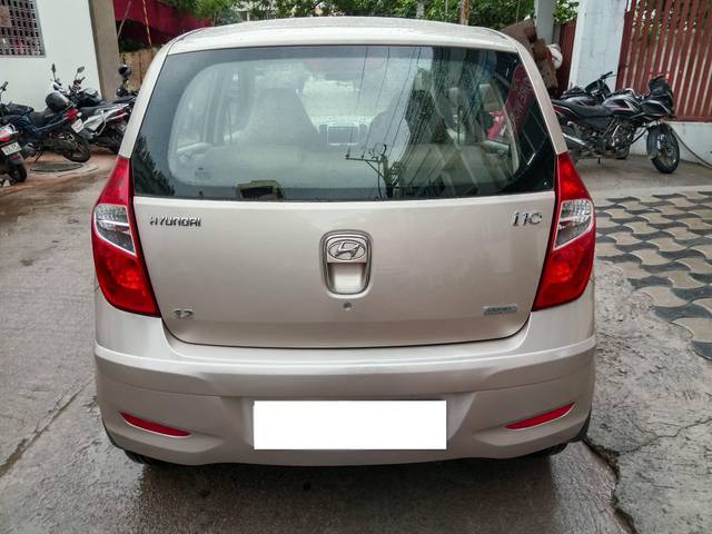 https://images10.gaadi.com/usedcar_image/4630703/original/processed_32b90e8b3d09167fd70008ce1e974a50.jpg?imwidth=6401