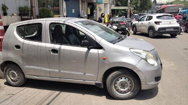 https://images10.gaadi.com/usedcar_image/4630750/original/processed_cd1d5406-3891-46ef-a7e9-95580a338d9a.jpg?imwidth=6401