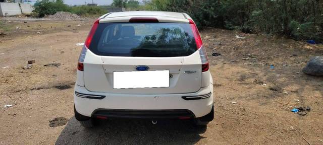 https://images10.gaadi.com/usedcar_image/4630774/original/processed_a7ad443e4fdf18ad014533088e2b4154.jpg?imwidth=6401