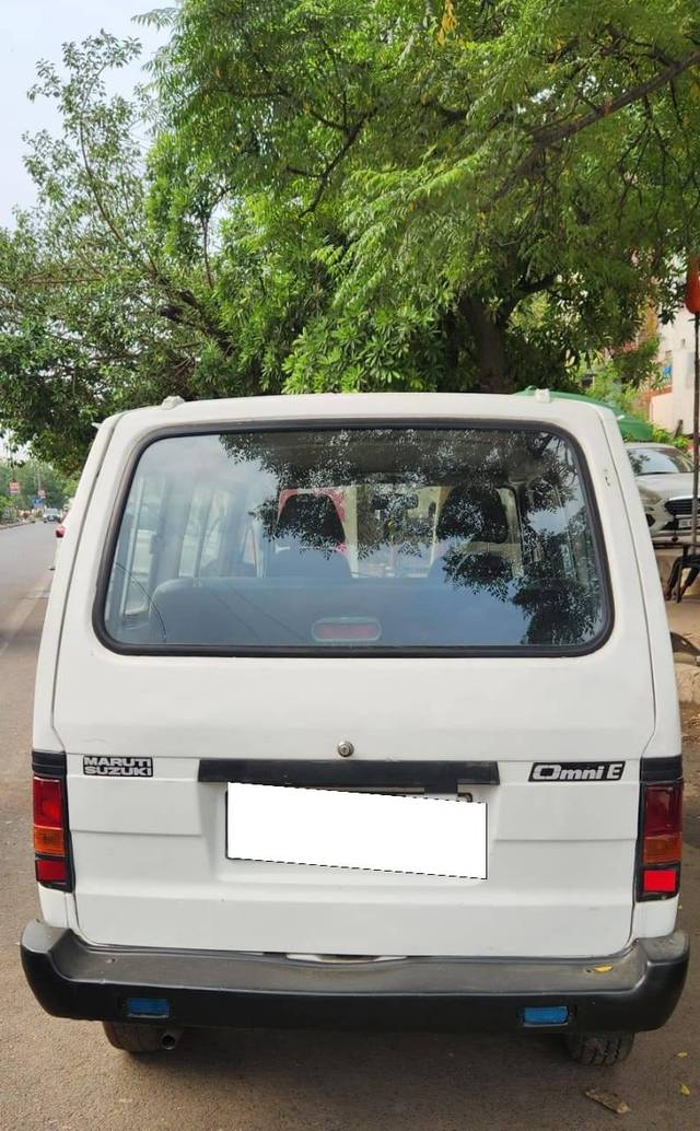 https://images10.gaadi.com/usedcar_image/4630786/original/processed_10cc23a5ac7e87d155913b9e222124fe.jpg?imwidth=6401