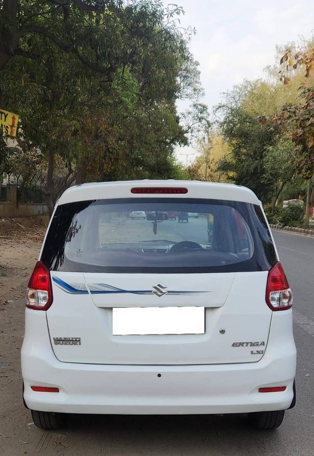https://images10.gaadi.com/usedcar_image/4630792/original/processed_291810e4dbfed1ebd11bfce8c56c583c.jpg?imwidth=6402