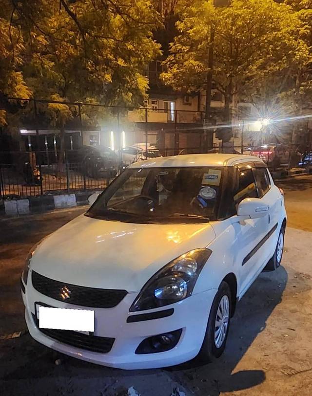 https://images10.gaadi.com/usedcar_image/4630794/original/processed_5afd507a9c21f64b7b9e2c4fa9fa963d.jpg?imwidth=6402