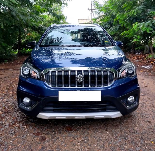 https://images10.gaadi.com/usedcar_image/4630826/original/processed_2b93a2b1-d666-469a-89ac-50aa9b2d1f4d.jpg?imwidth=6400