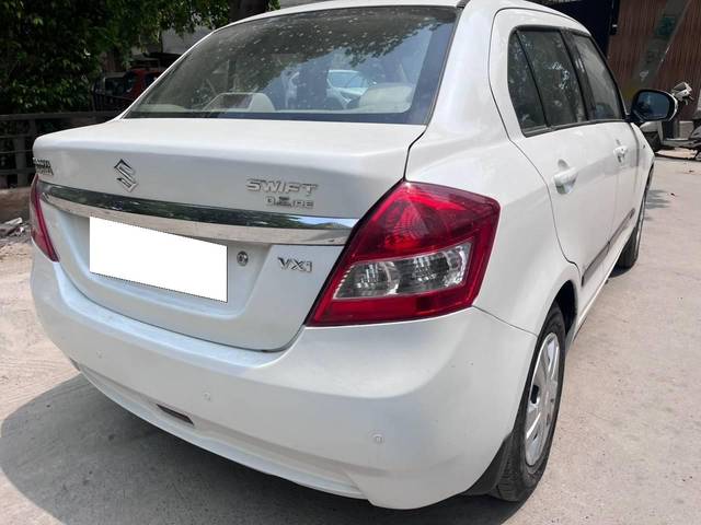 https://images10.gaadi.com/usedcar_image/4630835/original/processed_b2216ab093706c43546886e8e26b7c80.jpg?imwidth=6402
