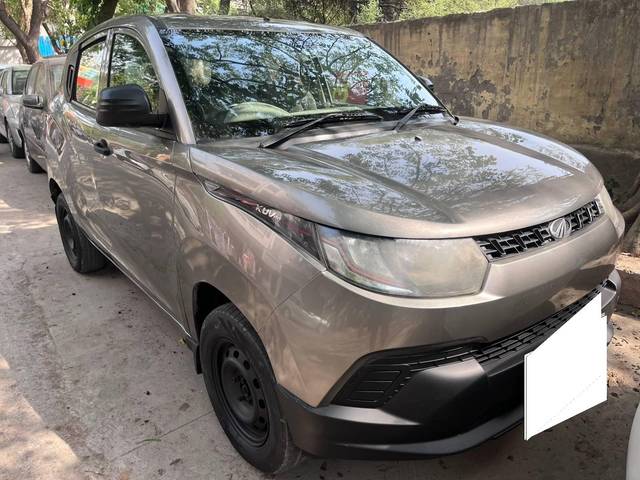 https://images10.gaadi.com/usedcar_image/4630844/original/processed_3916f22b726f851b3a430f7f5df1edbc.jpg?imwidth=6400