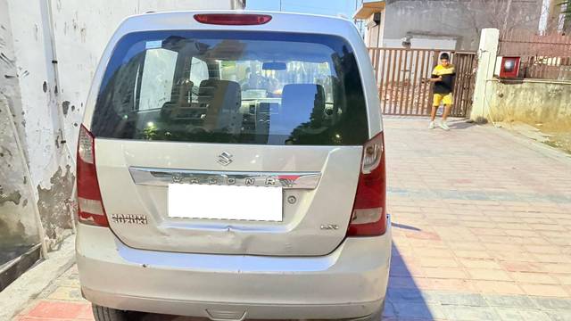 https://images10.gaadi.com/usedcar_image/4630857/original/processed_182dd263-fdc9-42a4-8b42-8b0ed7dea443.jpg?imwidth=6401