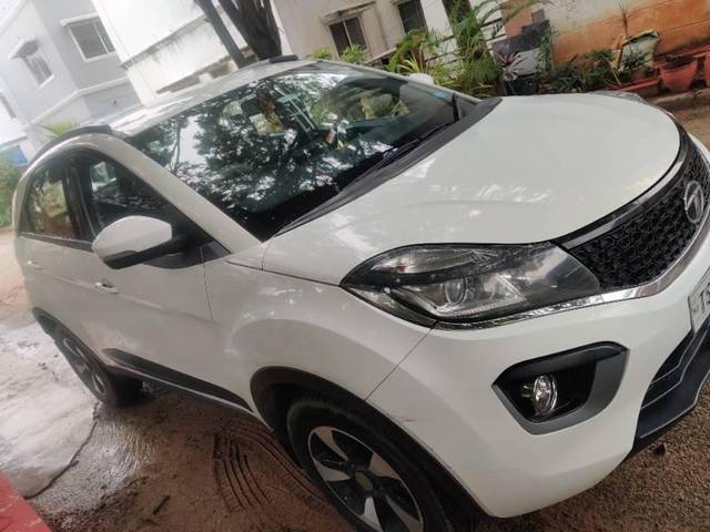 https://images10.gaadi.com/usedcar_image/4630868/original/processed_267a2412-6520-4b19-834c-f4b9f5c26bd8.jpg?imwidth=6401