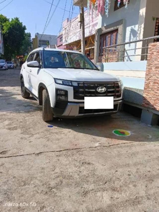 https://images10.gaadi.com/usedcar_image/4630929/original/processed_c33409dd-83e9-4c88-b086-b02c00e6e9c2.jpg?imwidth=6400