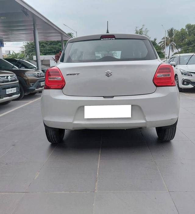 https://images10.gaadi.com/usedcar_image/4630987/original/processed_45bc11fa08378ae9696b24ec3ac5578c.jpg?imwidth=6401