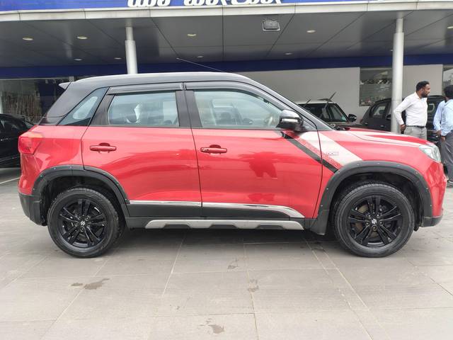 https://images10.gaadi.com/usedcar_image/4630993/original/processed_9427d0cd056937db98aa224c5ddb02e7.jpg?imwidth=6401