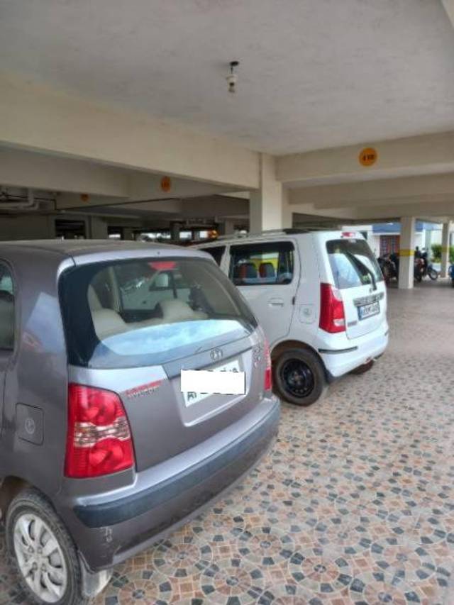 https://images10.gaadi.com/usedcar_image/4631024/original/processed_064e1f9b-8b4a-4056-8e5b-c43fd86f9d82.jpg?imwidth=6401