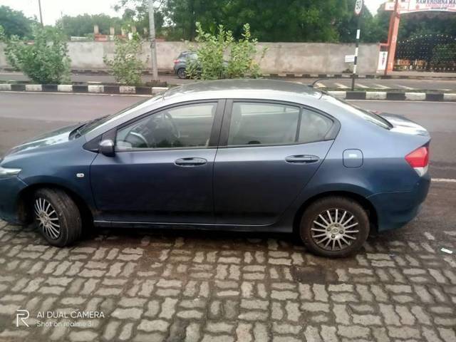 https://images10.gaadi.com/usedcar_image/4631026/original/processed_c94530bf-527c-4a23-b40f-9ea7b5689f71.jpg?imwidth=6400