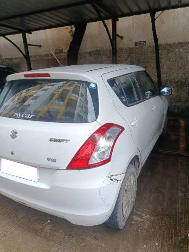 https://images10.gaadi.com/usedcar_image/4631043/original/processed_3c81faf7-2803-4293-bf7b-39f96e3e1b28.jpg?imwidth=6401