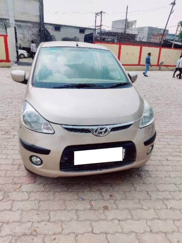 https://images10.gaadi.com/usedcar_image/4631087/original/processed_e52a2f6f-87d4-4ce0-8ea8-6a0a29dcfce3.jpg?imwidth=6400