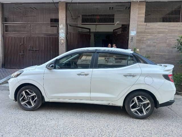 https://images10.gaadi.com/usedcar_image/4631092/original/processed_d5cd8340-d6d2-4b19-ae5b-fe6834227911.jpeg?imwidth=6402