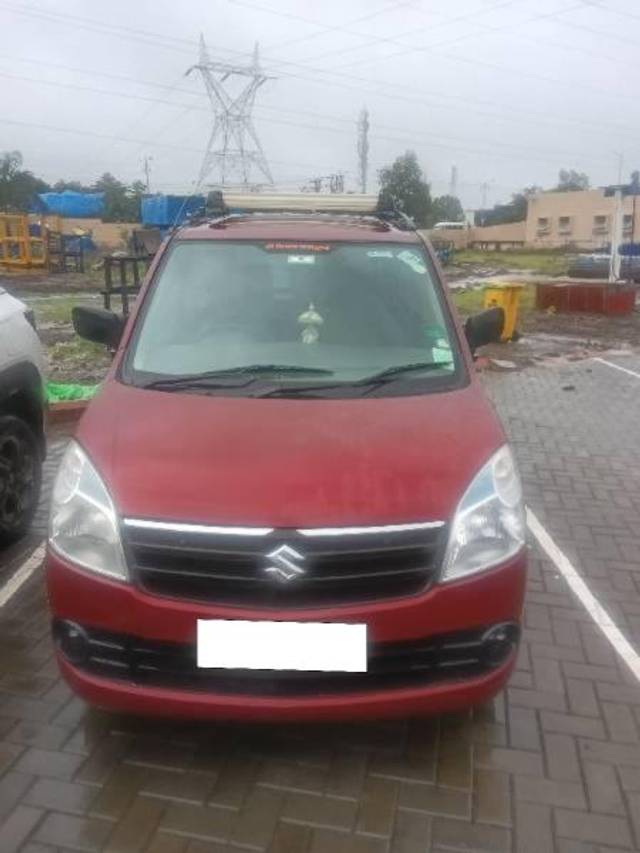 https://images10.gaadi.com/usedcar_image/4631115/original/processed_cf6f3996-6ca9-403c-9a3c-8a6bcdb99aeb.jpg?imwidth=6400