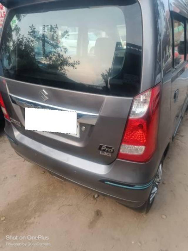 https://images10.gaadi.com/usedcar_image/4631184/original/processed_79323ca7-5b65-4a03-b176-aded11371475.jpg?imwidth=6401