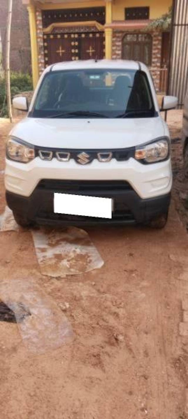https://images10.gaadi.com/usedcar_image/4631190/original/processed_275bbee0-66d8-412f-84df-deec18fbdd85.jpg?imwidth=6400