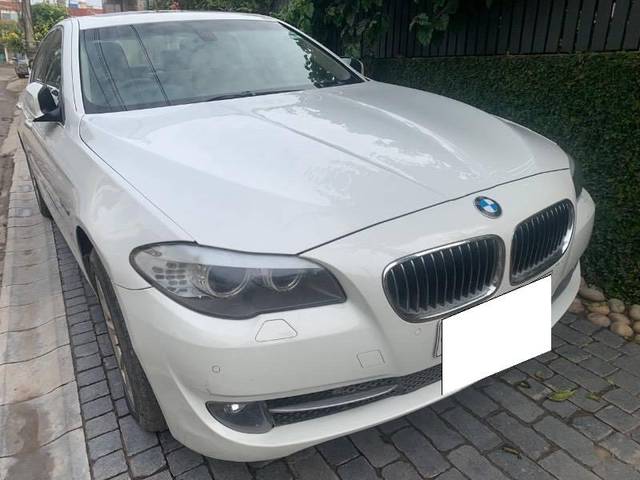 https://images10.gaadi.com/usedcar_image/4631198/original/processed_fd2797af-8688-43f0-91d2-df6a268fc03d.jpeg?imwidth=6402
