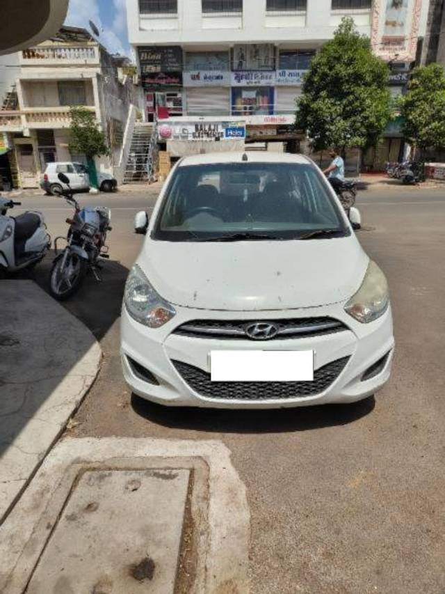 https://images10.gaadi.com/usedcar_image/4631210/original/processed_6973abd1-9a04-45b2-b59f-6867e0199980.jpg?imwidth=6400