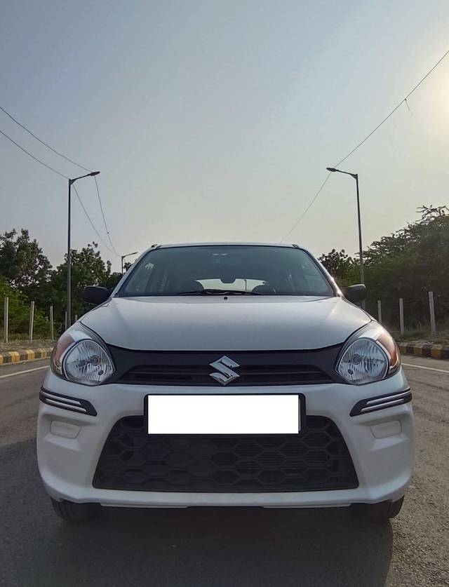 https://images10.gaadi.com/usedcar_image/4631246/original/processed_ba9eef02-e156-4584-aa2a-ecd56dda82ea.jpg?imwidth=6400