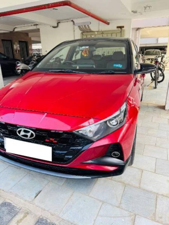 https://images10.gaadi.com/usedcar_image/4631259/original/processed_64415a03-db89-4e29-8bb9-1c972c7bebd4.jpg?imwidth=6400
