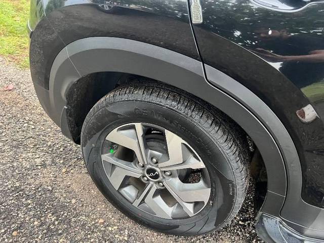 https://images10.gaadi.com/usedcar_image/4631269/original/processed_0337e538-2ea8-42e9-afa2-fd990f520caa.jpeg?imwidth=6401