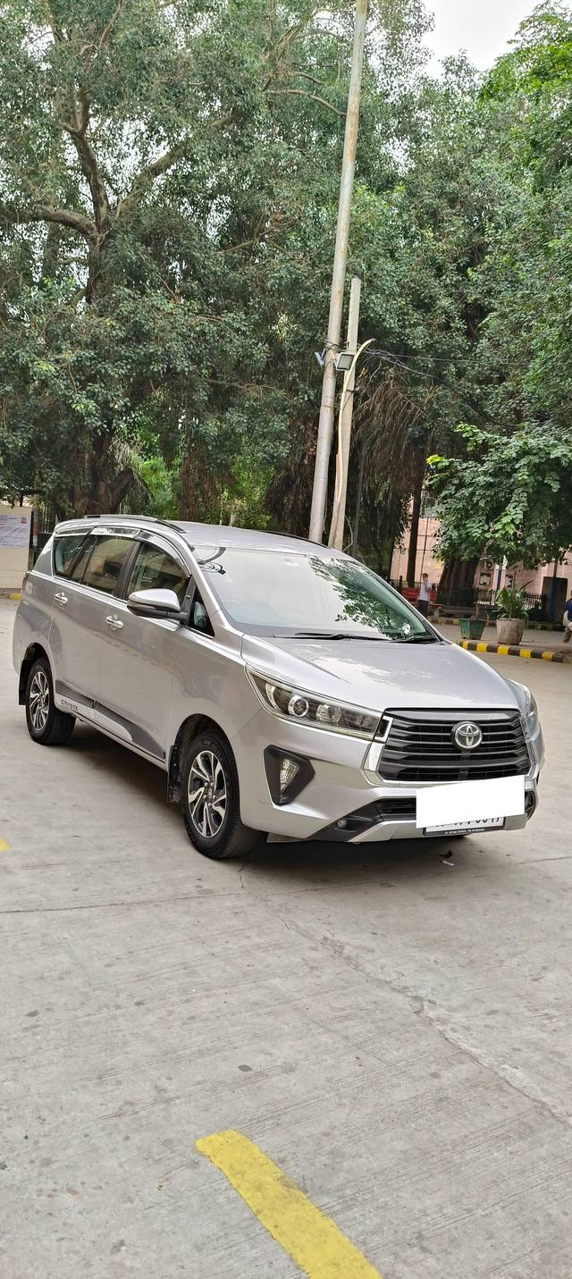 https://images10.gaadi.com/usedcar_image/4631270/original/processed_bd36c3f1e963d2cffa61f4bb1b8c751e.jpg?imwidth=6400