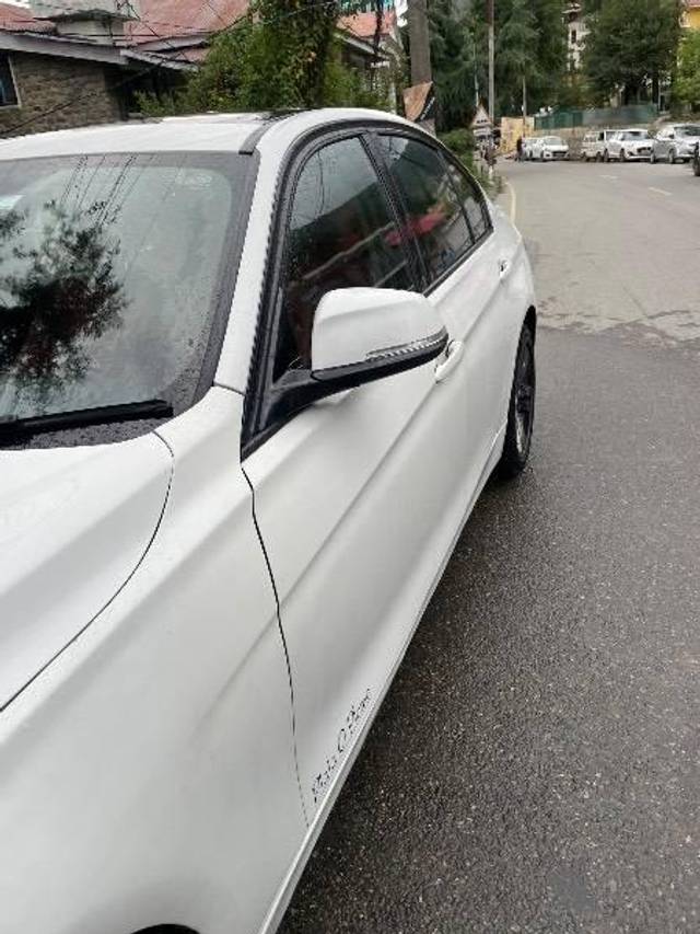 https://images10.gaadi.com/usedcar_image/4631271/original/processed_2851aa38-f194-443a-9550-fc6ce6521245.jpeg?imwidth=6401