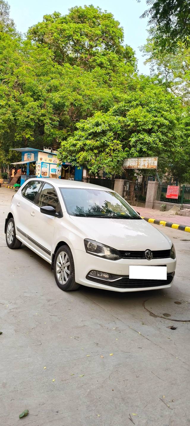 https://images10.gaadi.com/usedcar_image/4631273/original/processed_8633c7757f643dceacec0782a43fa7d2.jpg?imwidth=6400