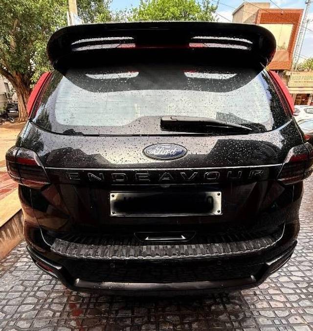 https://images10.gaadi.com/usedcar_image/4631317/original/processed_b6c2aa3a-9c98-4a1d-bb04-2d3847d27bfd.jpeg?imwidth=6401