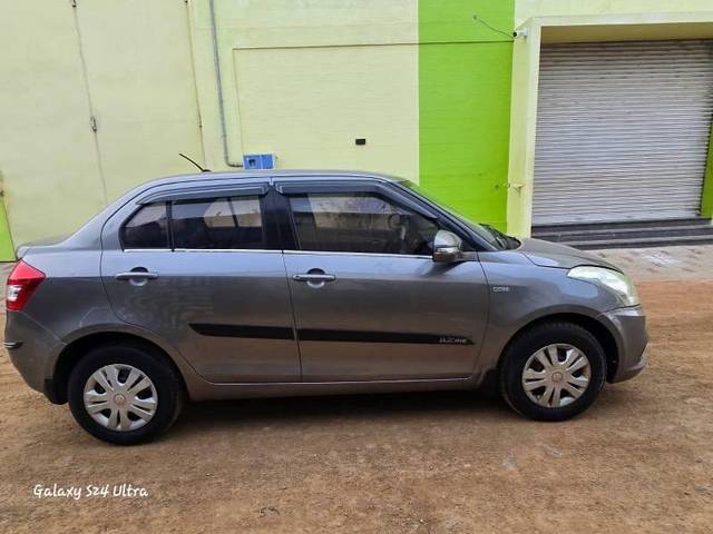 https://images10.gaadi.com/usedcar_image/4631373/original/processed_618a5604-0674-4cea-b1c9-6e8e3ae23395.jpeg?imwidth=6401
