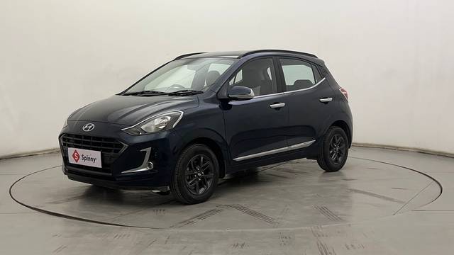 https://images10.gaadi.com/usedcar_image/4631404/original/0d2207ce507692ae181edb97153a6302.JPG?imwidth=6400
