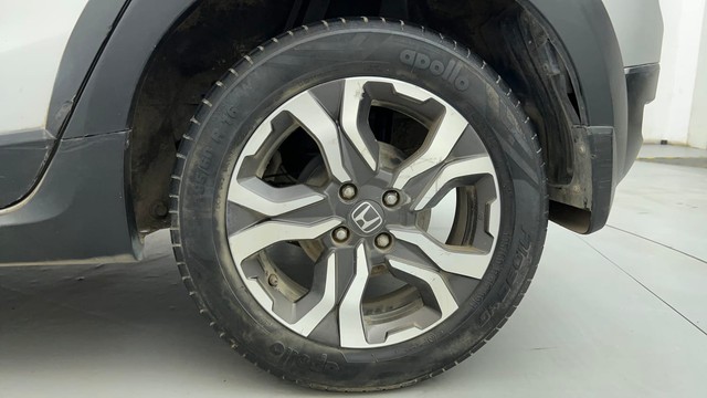 Second-hand 2018 Honda WR-V i-VTEC VX for sale in Ahmedabad-19