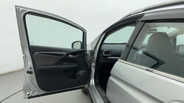 Second-hand 2018 Honda WR-V i-VTEC VX for sale in Ahmedabad-25