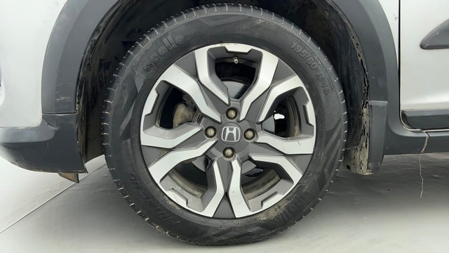 Second-hand 2018 Honda WR-V i-VTEC VX for sale in Ahmedabad-20