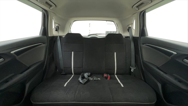 Second-hand 2018 Honda WR-V i-VTEC VX for sale in Ahmedabad-39