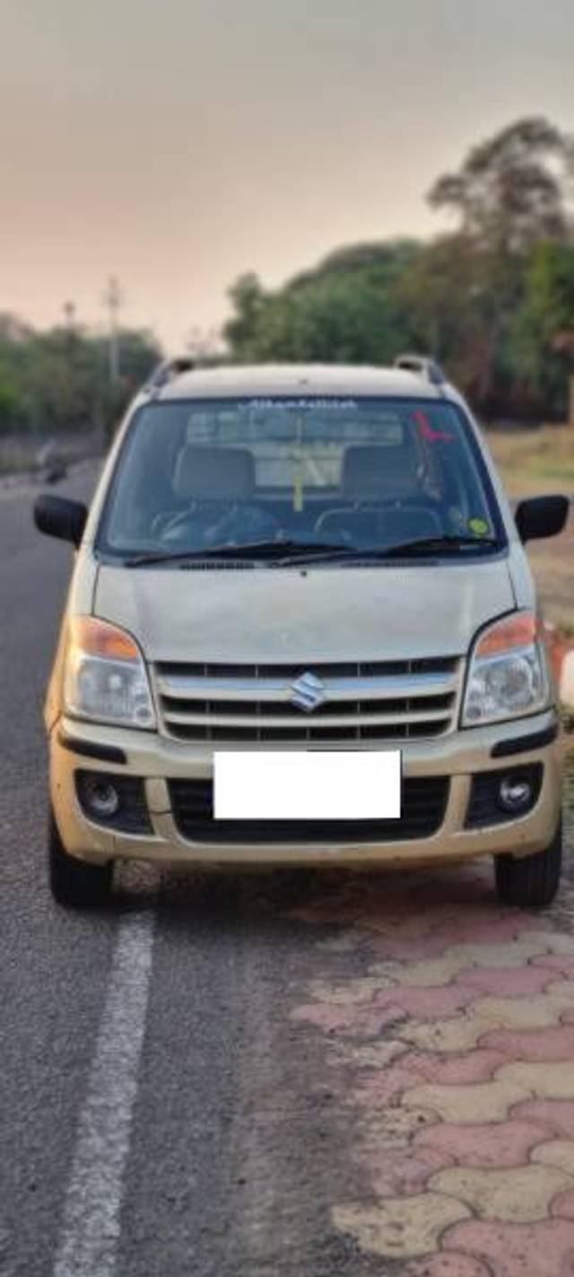 https://images10.gaadi.com/usedcar_image/4631461/original/processed_583b4ecb-31f3-4b84-894e-2555d564192e.jpg?imwidth=6400