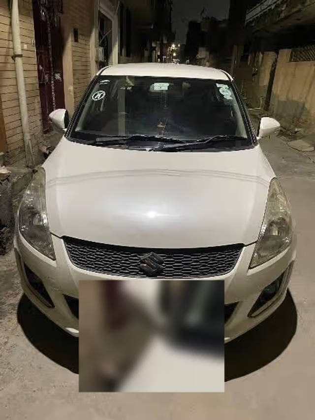 https://images10.gaadi.com/usedcar_image/4631542/original/cea47831-8850-4c7d-9376-6ba64efd5dbb.png?imwidth=6400