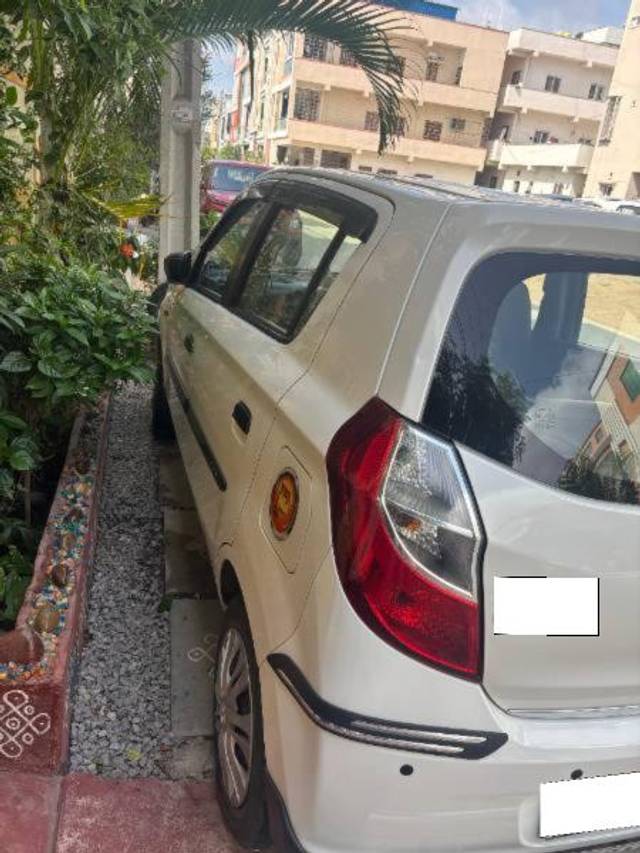 https://images10.gaadi.com/usedcar_image/4631551/original/processed_cb7d8681-b0f9-4304-9c23-667f989f0ffa.jpg?imwidth=6401