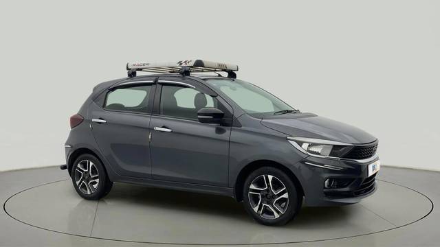 https://images10.gaadi.com/usedcar_image/4631571/original/96a8659eabd4cbcd913c94b6e714ac3a.jpg?imwidth=6400