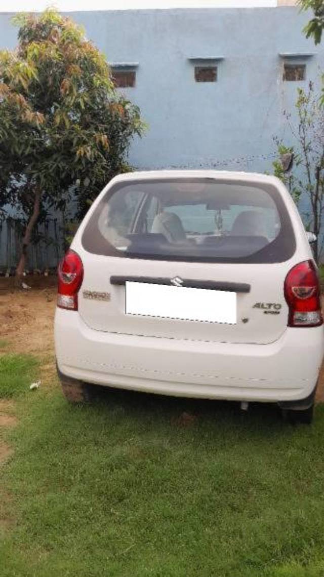 https://images10.gaadi.com/usedcar_image/4631572/original/processed_72ac8ff4-c15c-4e38-969a-5d0a91dd24d7.jpg?imwidth=6401