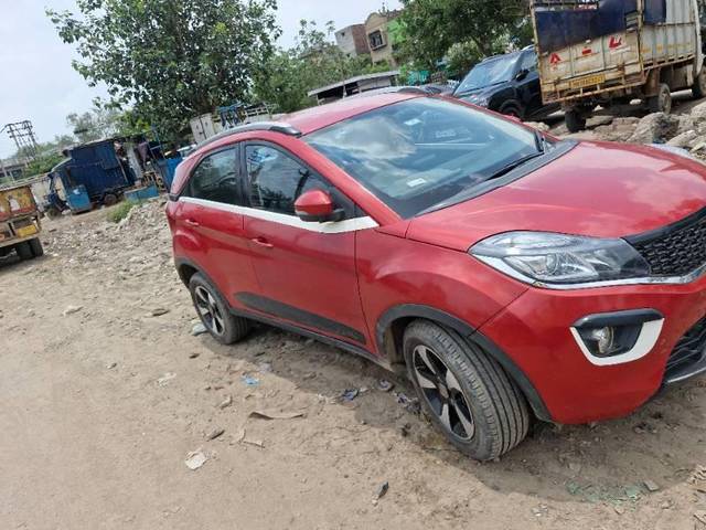 https://images10.gaadi.com/usedcar_image/4631612/original/processed_9a02720f-8bfc-4f88-af92-f505dc5ecdbe.jpg?imwidth=6400