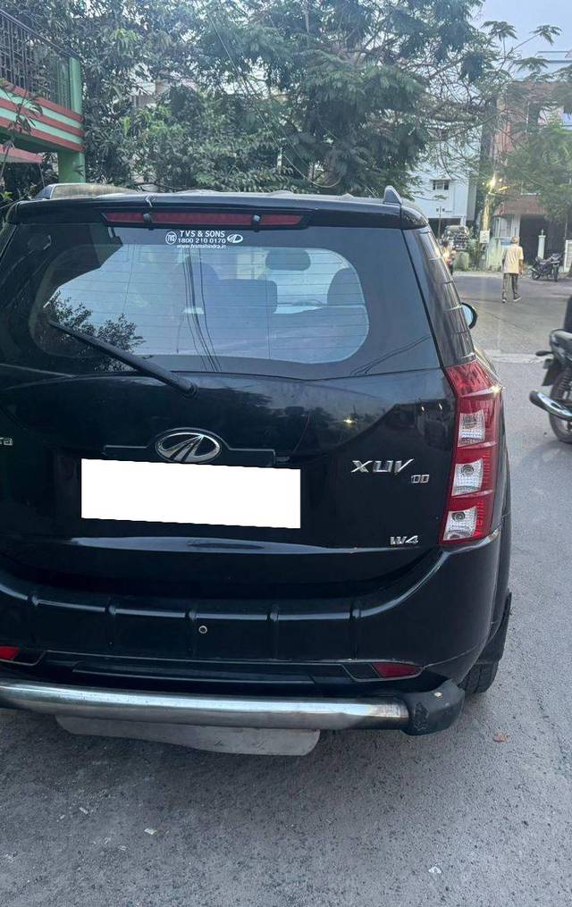 https://images10.gaadi.com/usedcar_image/4631640/original/processed_d2773ed3f50902690482cc75fc789834.jpg?imwidth=6402