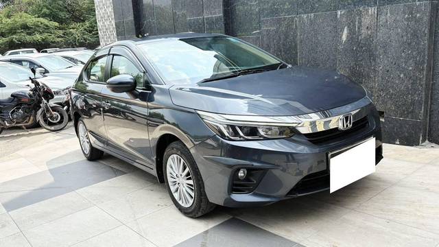 https://images10.gaadi.com/usedcar_image/4631645/original/processed_0152e56d04dee50e206a0d218d8ad773.jpg?imwidth=6400