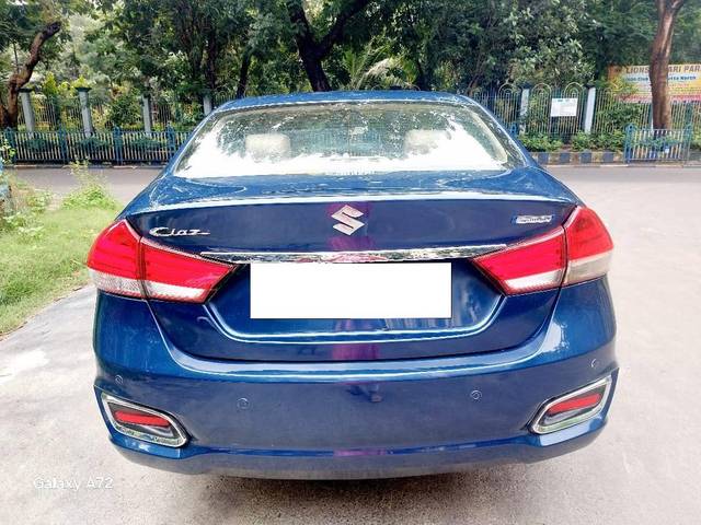 https://images10.gaadi.com/usedcar_image/4631648/original/processed_15d2fbebdc8d3b7b2d761563fe225d7c.jpg?imwidth=6402